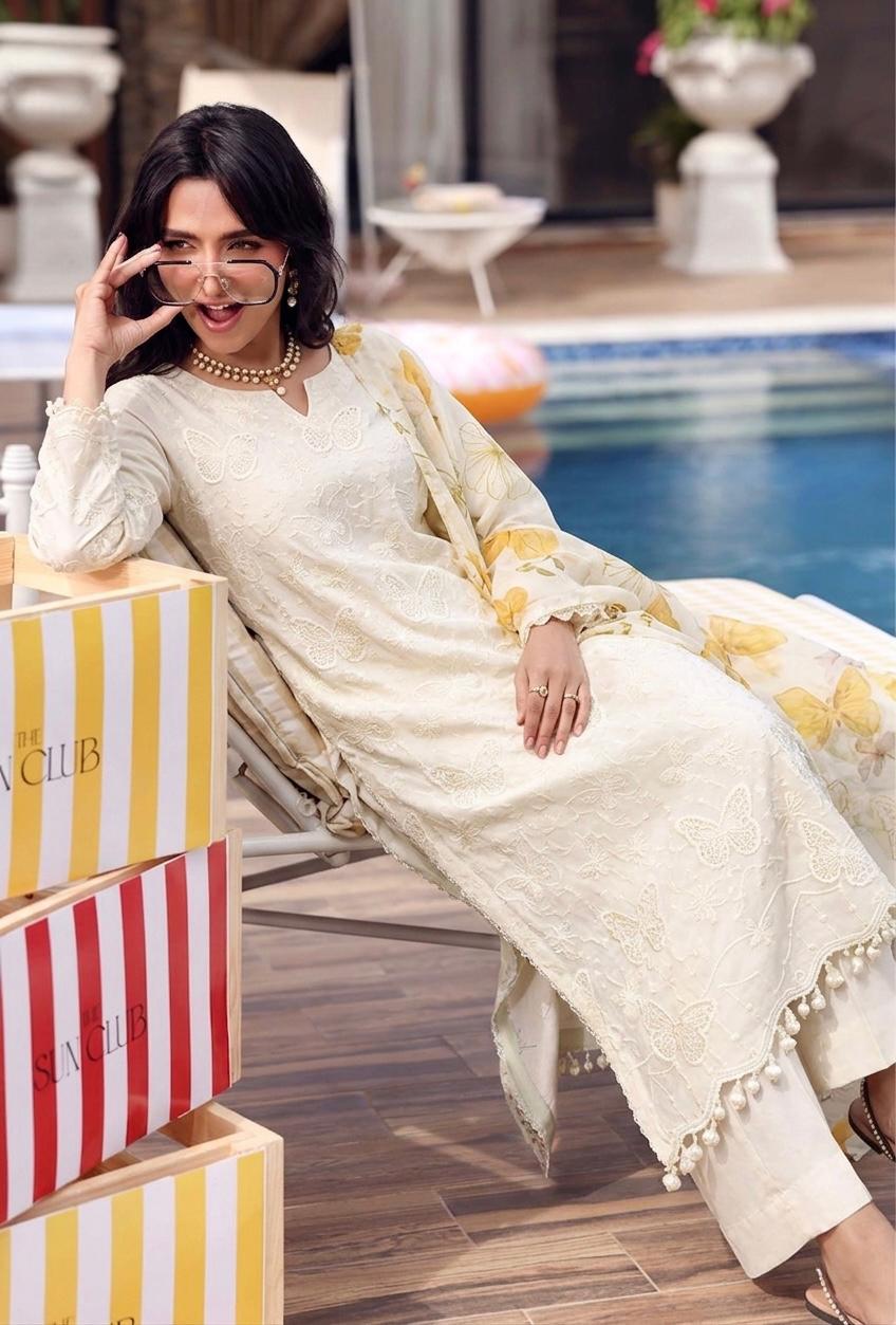 Off White Chikankari Lawn 3Pcs Set